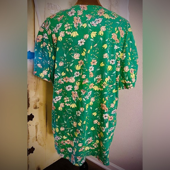 Liz Claiborne Green Floral Blouse - Picture 3 of 6